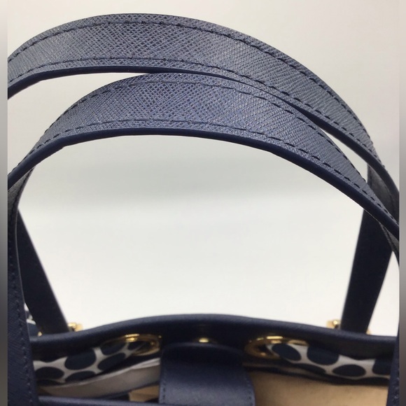 MICHAEL KORS NWT GORGEOUS NAVY LEATHER TOTE BAG WITH BLUE/ WHITE POLKA DOT SCARF - Picture 5 of 11